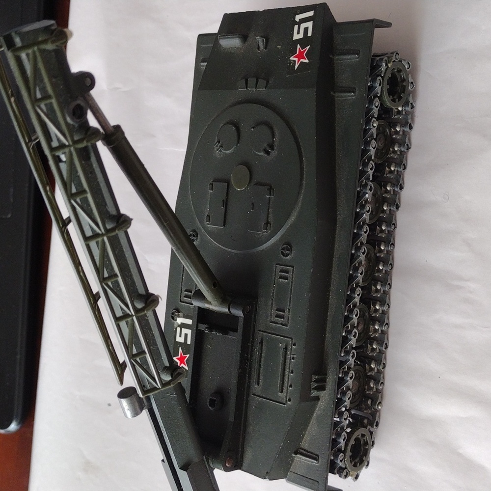 Collectable diecast char amphibia pt ,76 tank